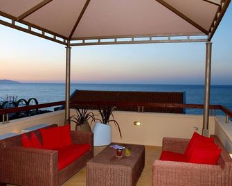 Mylos Hotel Apartments - Platanias - Balkon