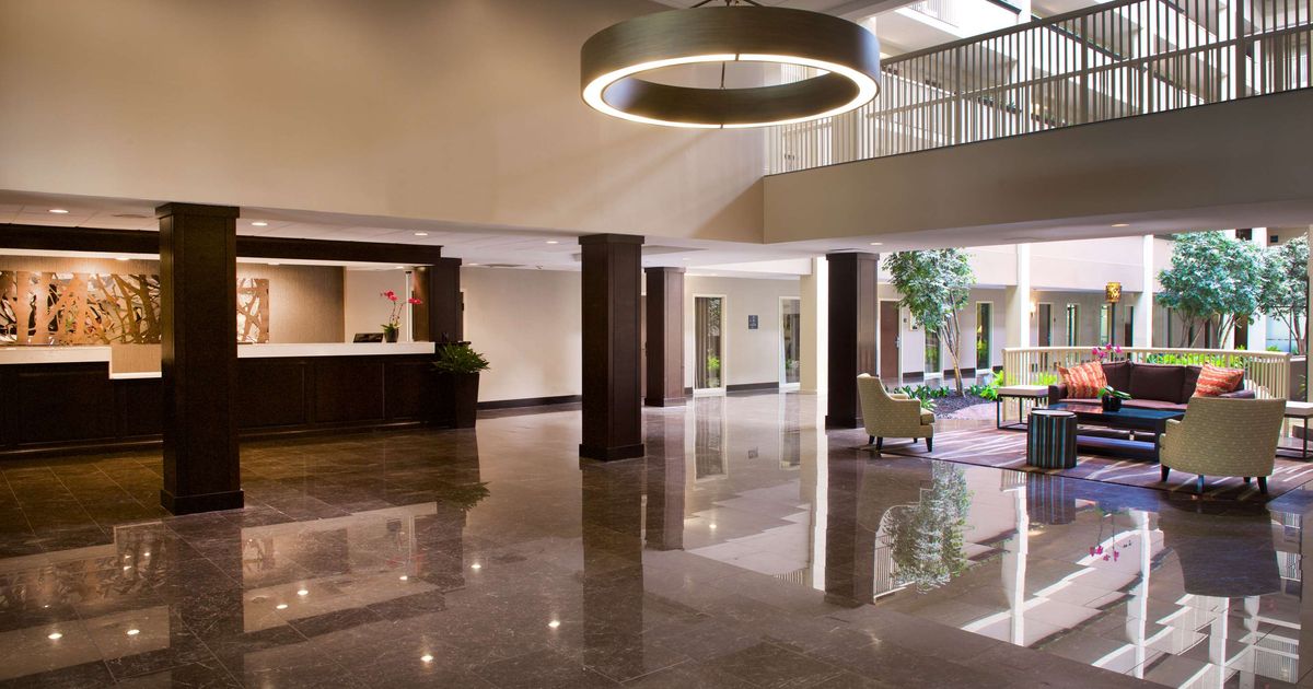 Embassy Suites by Hilton Philadelphia Airport ab CHF 27. Hotels in