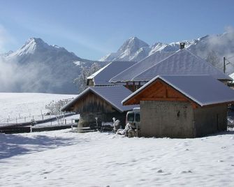 Great Appartment Renovated Old French Stone Farmhouse - Talloires-Montmin - Budova