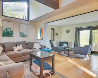 Lake & Trail Access On-Site! Fairfax Hideaway - Fairfax - Sala de estar