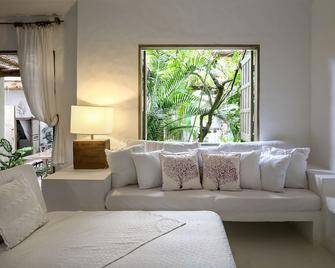 Santa Fe Casas Hotel Trancoso - Trancoso - Вітальня