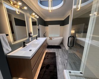 Mendo Bungalow - Mendocino - Baño