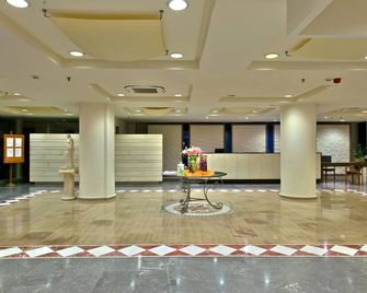 مينوس هوتل - رثيمنو - ردهة