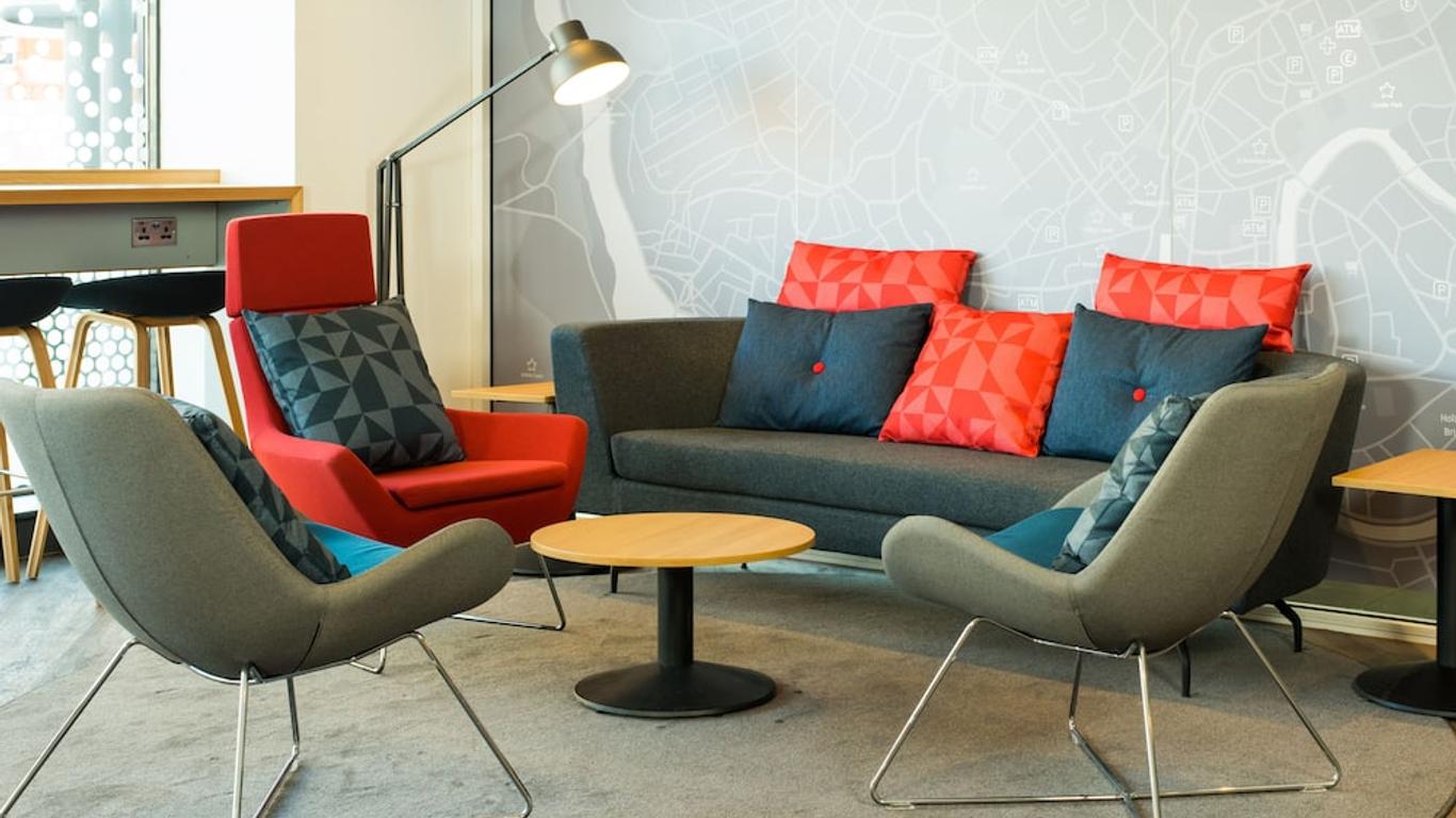 هوليداي إن إكسبرس بريستول سيتي سنتر، آن آي آيتش جي هوتل