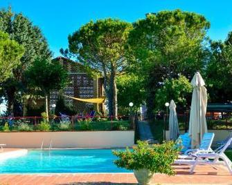 Agriturismo Rivoli - Spoleto - Zwembad