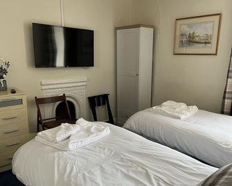 Thorverton Arms - Thorverton - Bedroom