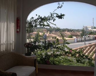 Hotel Cortijo Los Gallos - Chiclana de la Frontera - Balcone