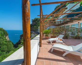 Hotel La Pergola - Amalfi - Parveke
