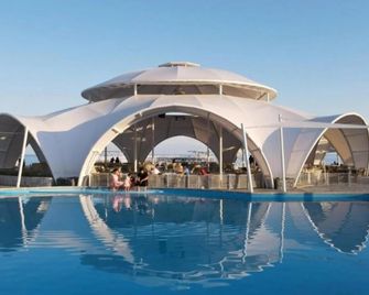 Kapriz Issyk Kul Resort - Cholpon-Ata - Pool