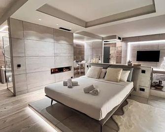 Agarthi Suites - Valtellina - Piateda