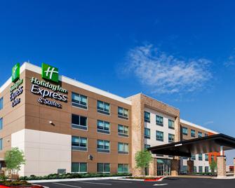 Holiday Inn Express & Suites Chanute - Chanute - Gebäude
