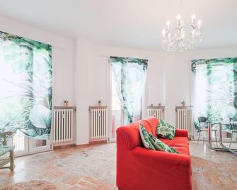 La Chicca di Forlì - Elegante appartamento in centro con parcheggio privato - Forlì - Salon