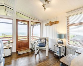 The Look Out - Aberdyfi - Living room