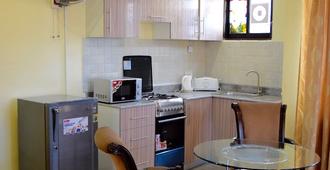 New Avon Apartments - Dar es-Salaam - Kök