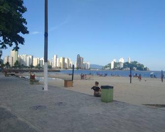 Apartment in Gonzaguinha 100 meters from the beach - Sao Vicente (Brésil) - Plage