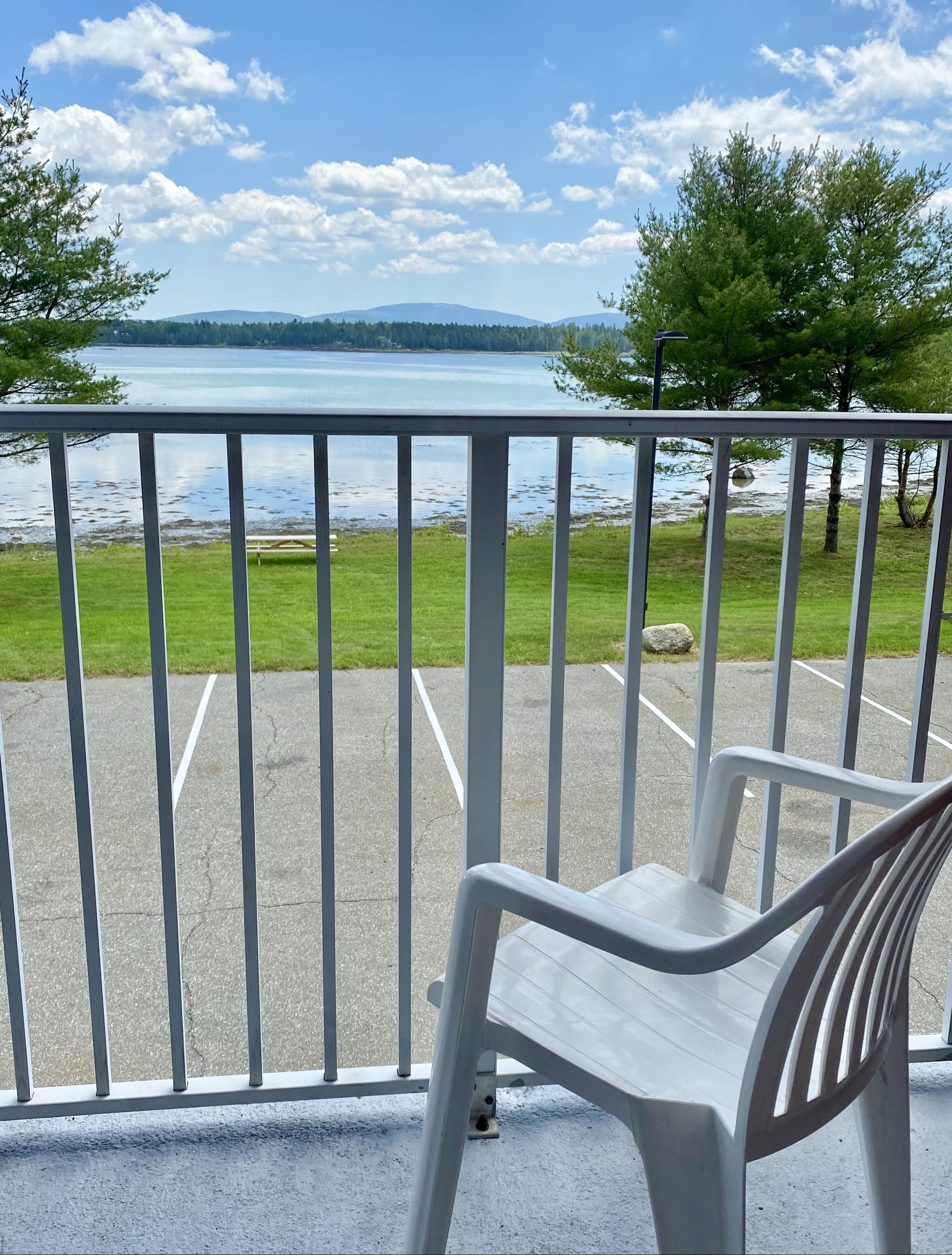 Island View Hotel - Trenton - Balkón