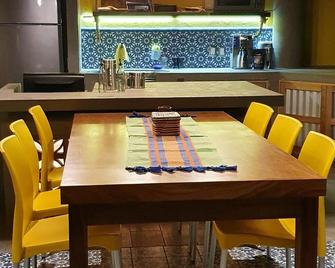 6 pax house in Zicatela Beach - Puerto Escondido - Comedor