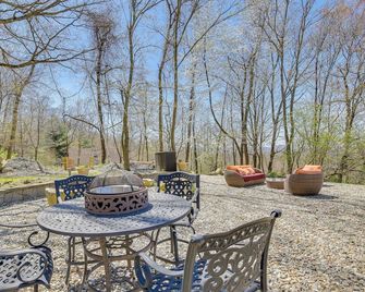 East Fishkill Escape, Close to Red Wing Park! - Hopewell Junction - Patio