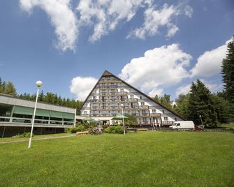 Hotel Ski - Nové Město na Moravě - Gebouw