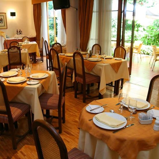 Hotel Presidente image 1