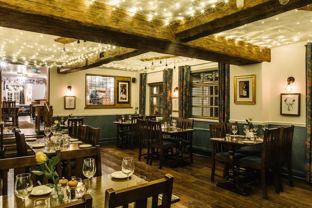 The Old Fourpenny Hotel - וורוויק - מסעדה