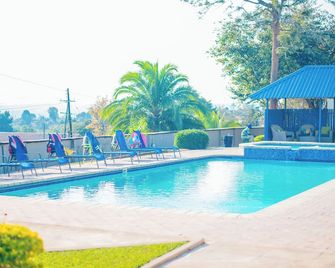 Ilala Crest Lodge - Mzuzu - Piscina
