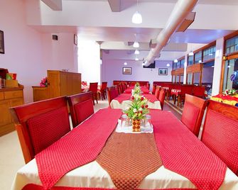 Hotel Excellency - Kochi - Restaurant