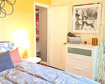 Steps to the water on both sides!! Mango Tango - سان دييغو - غرفة نوم