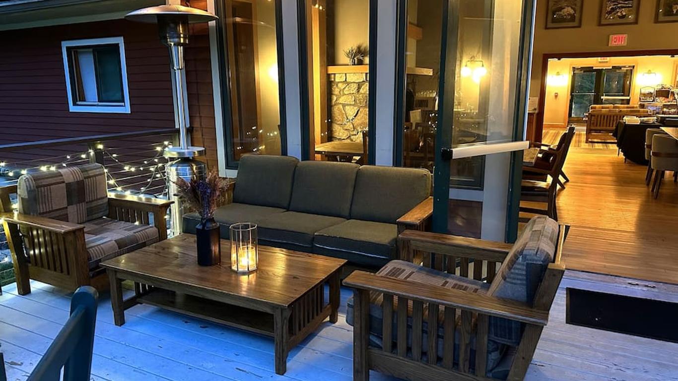 Minnewaska Lodge