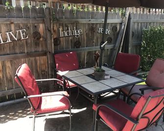 The Sunny Spot Near Downtown and Rino - Denver - Patio