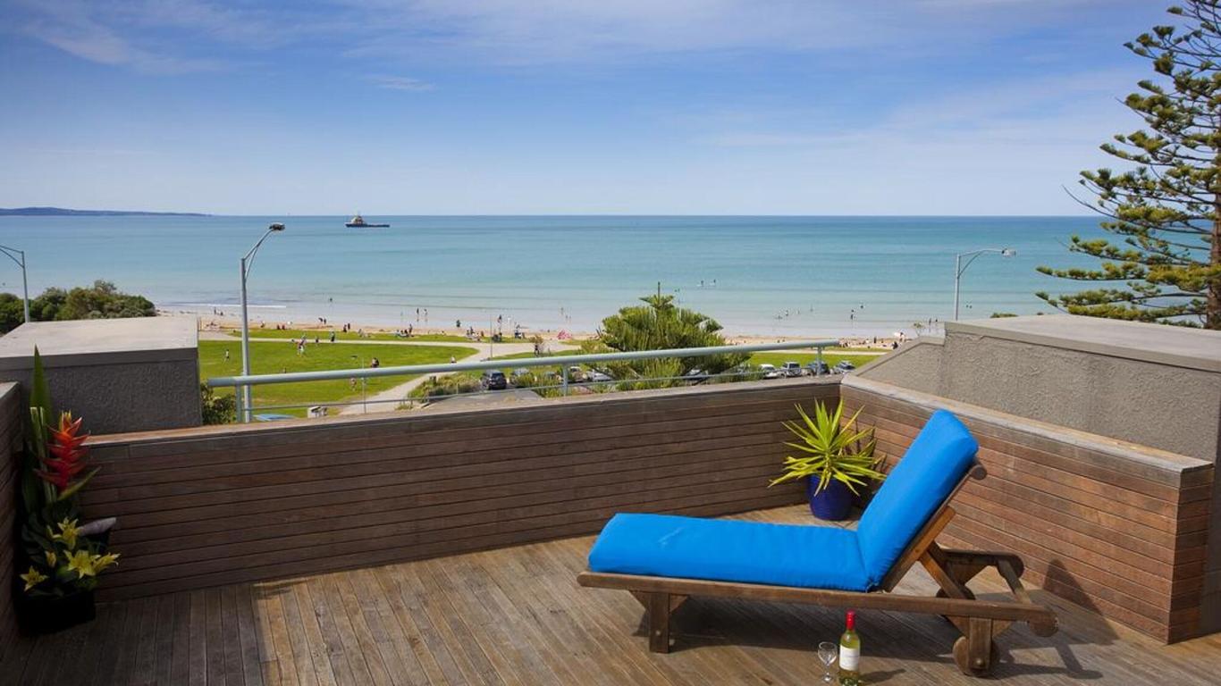 Cumberland Lorne Resort