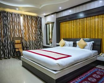 Bodhgaya Regency Hotel - Bodh Gaya - Habitación