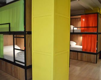 Debod Hostel - Madrid