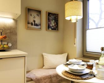 Apartmenthaus Schön - Bad Neustadt an der Saale - Schlafzimmer