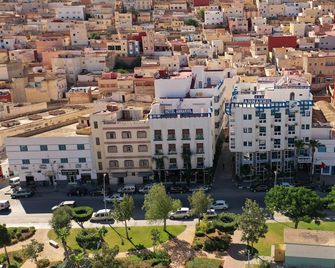 Hotel Annakhil - Nador - Vista del exterior