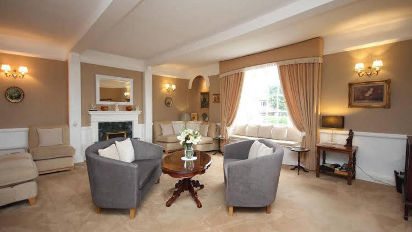 Alcombe House Hotel
