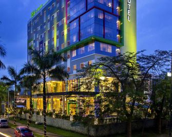 ibis Styles Cikarang - Bekasi - Edificio