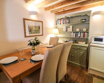 Sunny Cottage - Darlington - Dining room