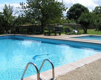Andromeda Les Constellations, up to 7 people + infant - Marsais - Piscina