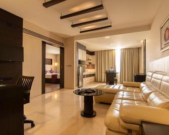 Halcyon Hotel Residences Bangalore - Bangalore - Sala de estar