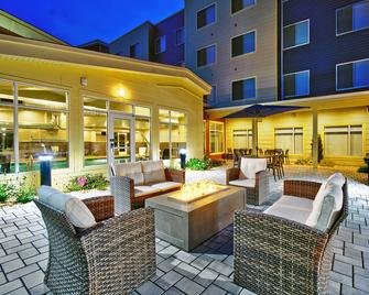 Residence Inn by Marriott Reading - Wyomissing - Патіо