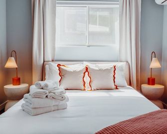 The Mod House | Stylish 3br Retreat Near Uw - Seattle - Habitación