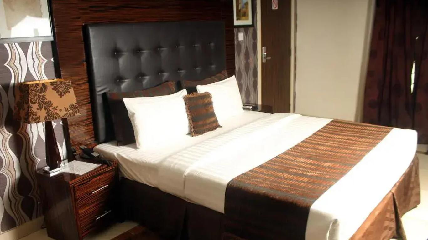 Villa Angelia Hotels, Ikoyi