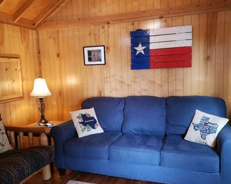 The Aoudad Cabin at Palo Duro - Canyon - Living room
