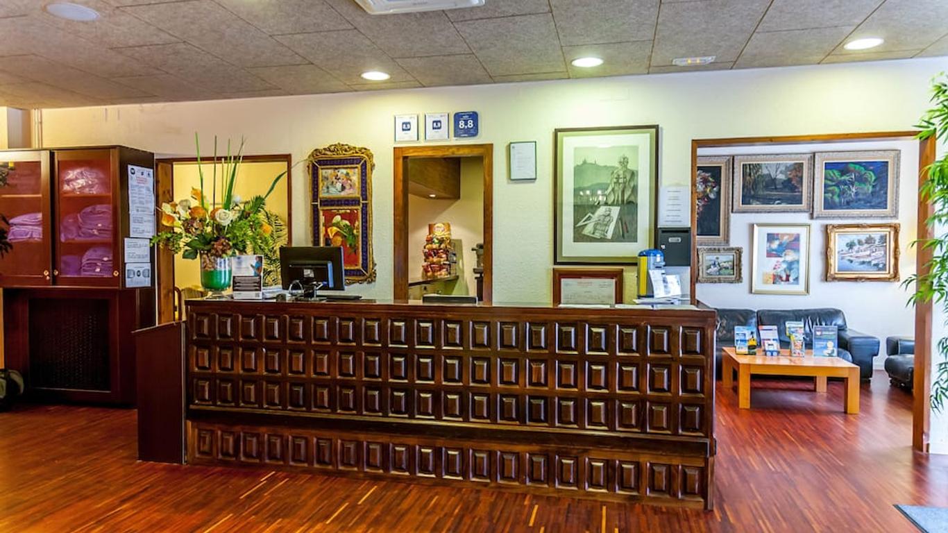 هوتل جاليو - جاليو بافيلو