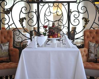 Medeu - Kostanái - Restaurante