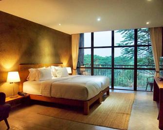 Inchantreedoopool - Kanchanaburi - Bedroom