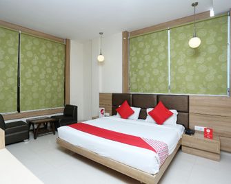 Capital O 5389 Hotel Polo Club - Patiala - Habitación