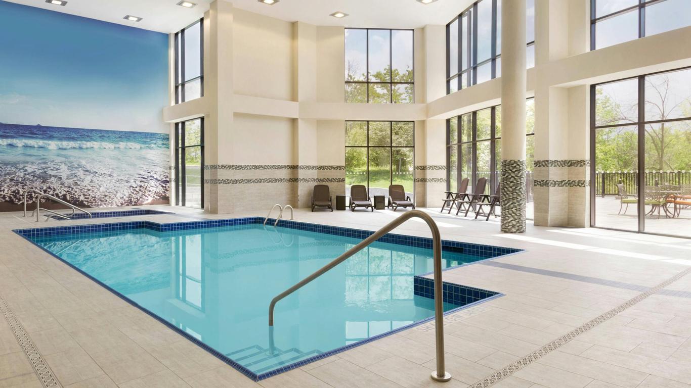 Courtyard by Marriott Toronto Mississauga/West