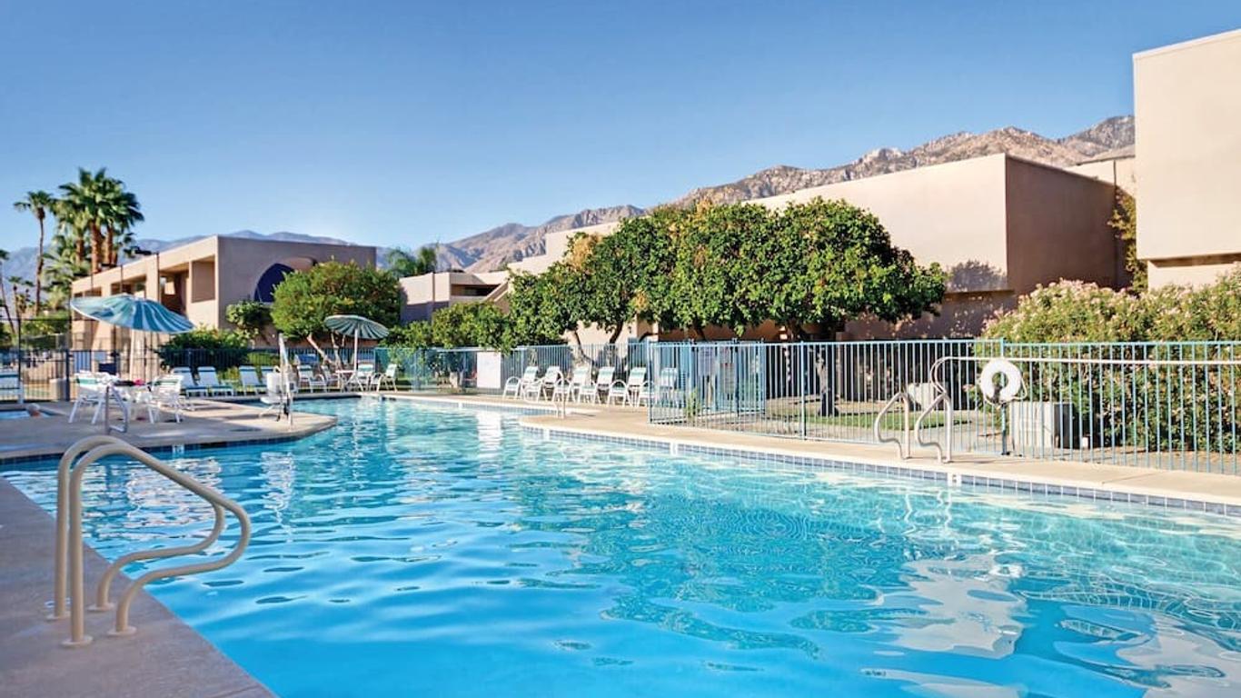Vista Mirage Resort